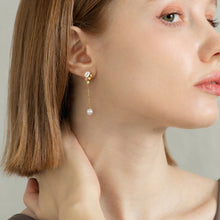 画像をギャラリービューアに読み込む, white bouquet single pierced earring ホワイトブーケ シングル ピアス イヤリング