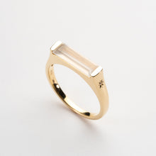 画像をギャラリービューアに読み込む, K10YG white chalcedony & diamond ring ホワイトカルセドニー & ダイヤモンド リング