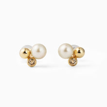画像をギャラリービューアに読み込む, K10YG AKOYA pearl & diamond pierced earrings アコヤパール & ダイヤモンド ピアス