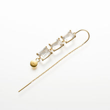 画像をギャラリービューアに読み込む, white quartz cullet single pierced earring ホワイトクォーツ カレット シングル ピアス イヤリング
