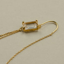 画像をギャラリービューアに読み込む, white quartz cullet swing pierced earrings ホワイトクォーツ カレット スウィング ピアス イヤリング