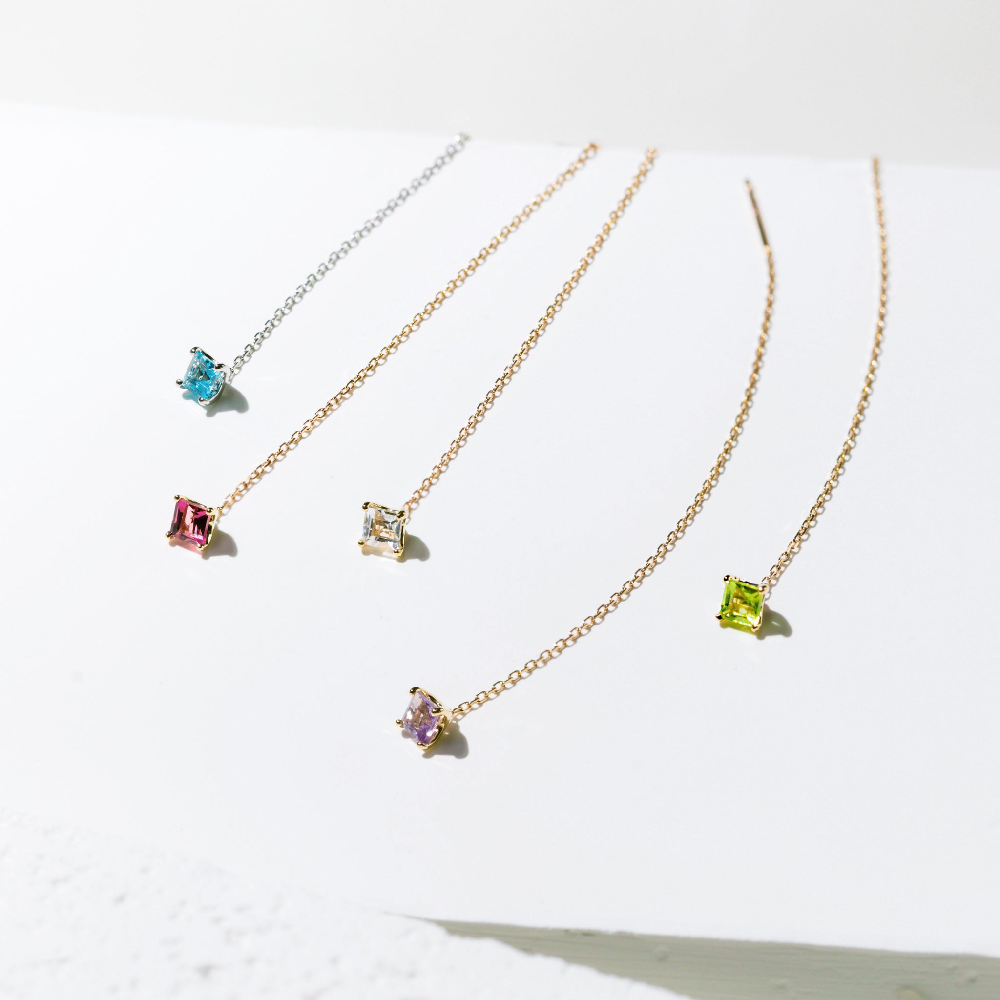 未使用 anq. K10 グリーンアメシスト dropcut サークルピアス anq.】K10・グリーンアメシスト dropcut サークルピアス | KU