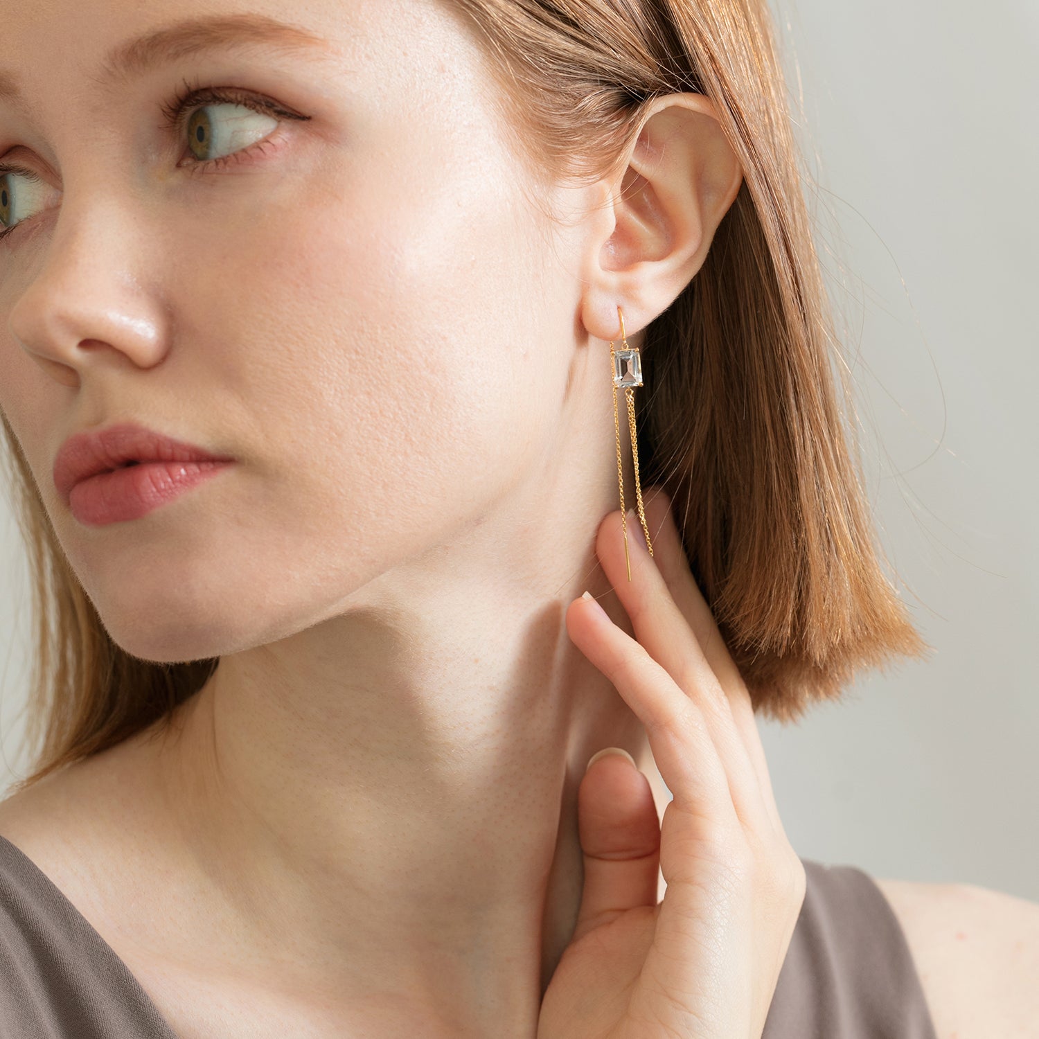 white quartz cullet swing pierced earrings ホワイトクォーツ カレット スウィング ピアス イヤリ –  resol-jewelry