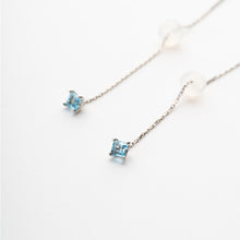 画像をギャラリービューアに読み込む, PT900 blue topaz chain pierced earrings ブルートパーズ チェーンピアス
