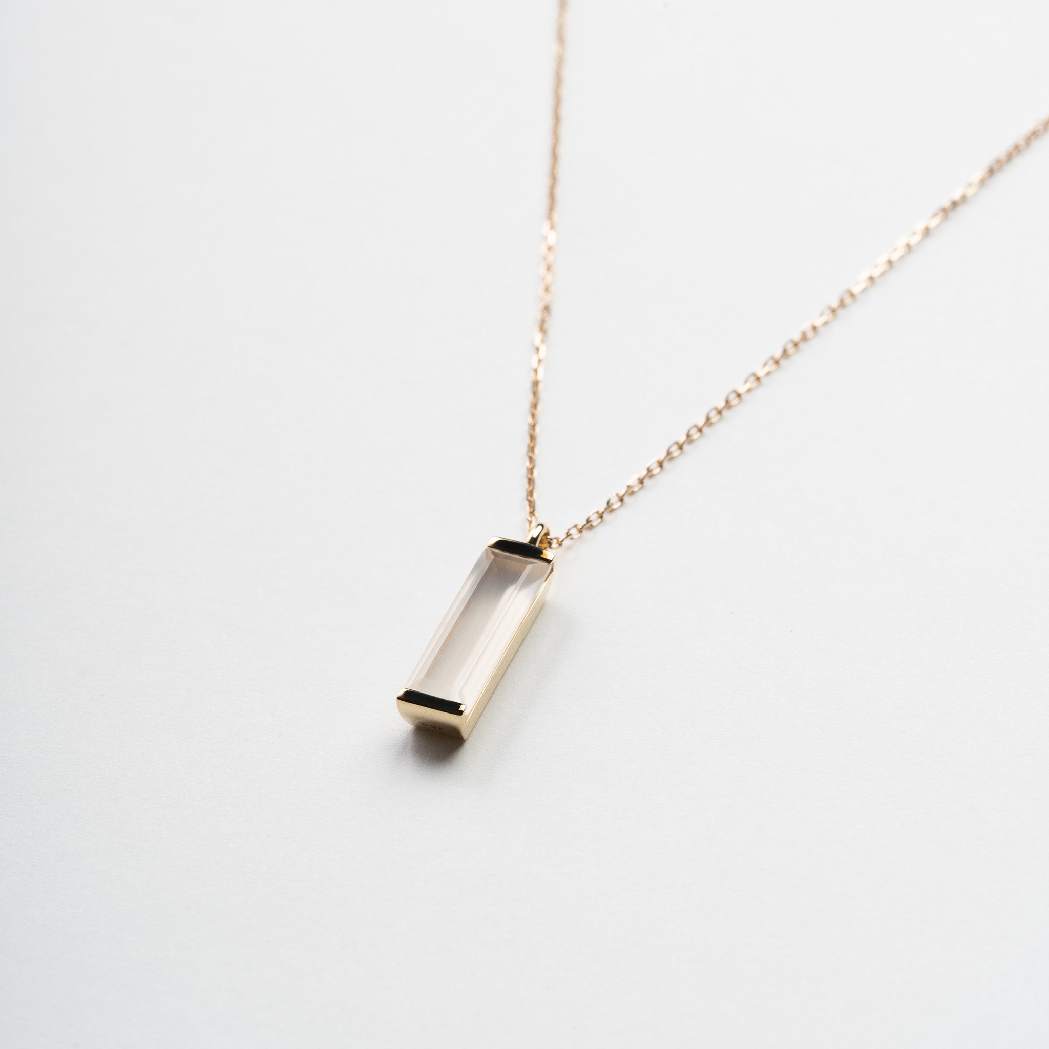 K10YG white chalcedony necklace ホワイトカルセドニー