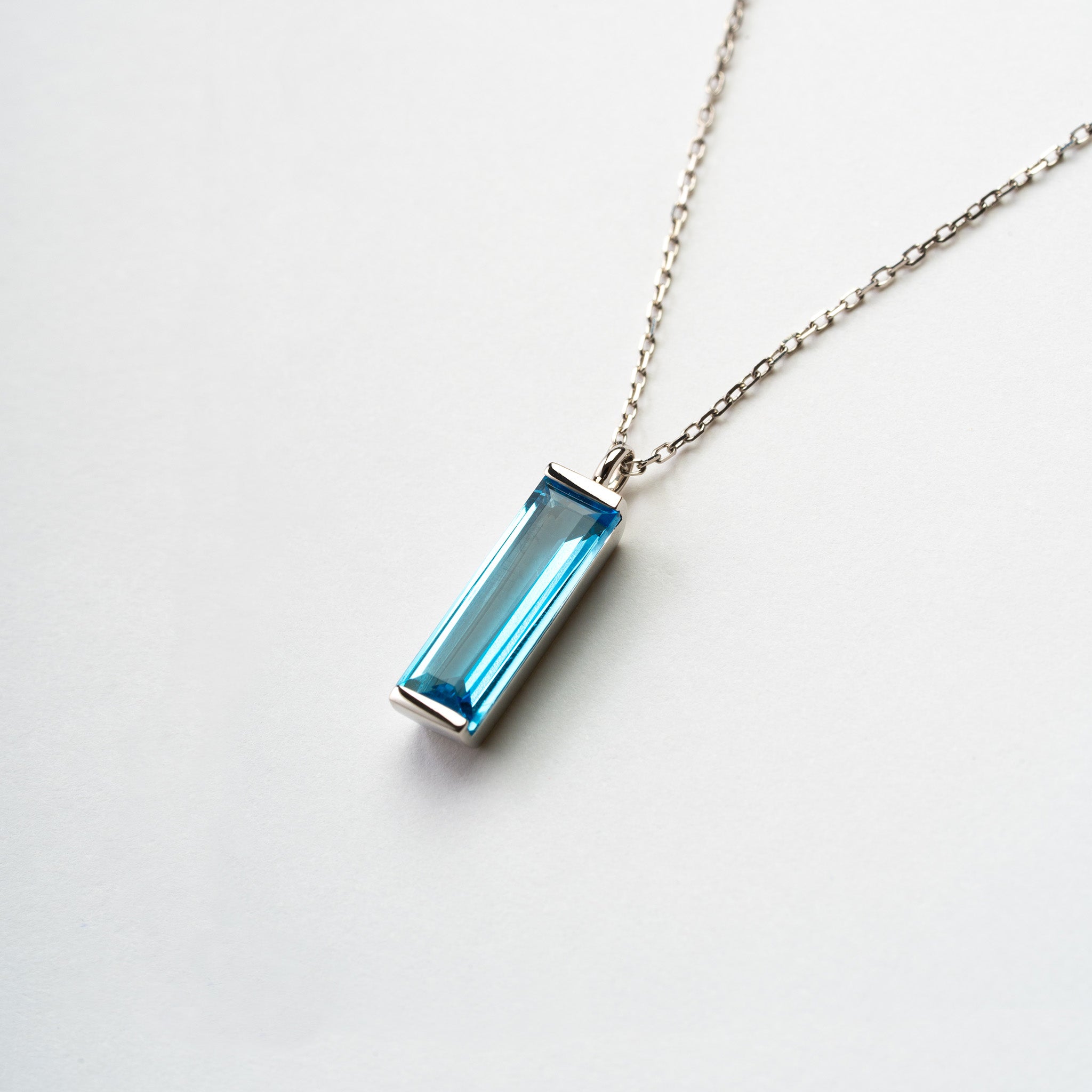 PT900 blue topaz necklace ブルートパーズ ネックレス – resol