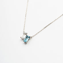 画像をギャラリービューアに読み込む, PT900 white quartz &amp; blue topaz necklace ホワイトクォーツ ＆ ブルートパーズ ネックレス
